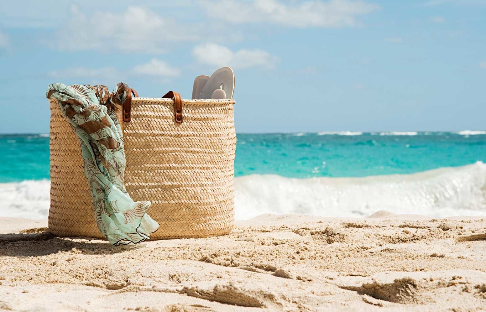 The 15 Best Waterproof Beach Bag 2024 (Reviews & Buying Guide)